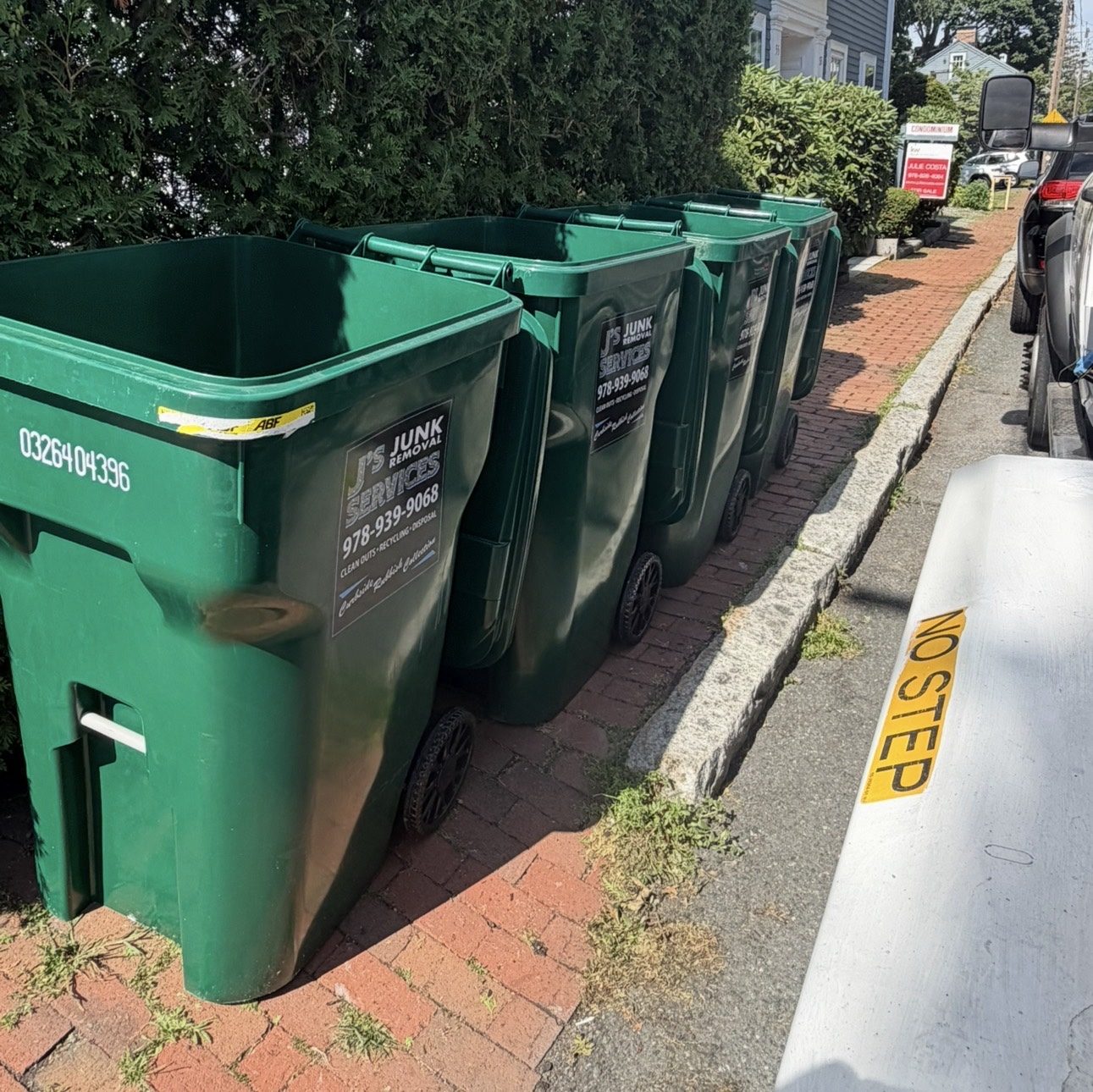J’s Junk Services curbside trash collection in Beverly MA